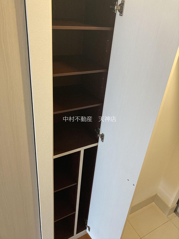 アソシアグロッツォ博多セントラルタワー 収納