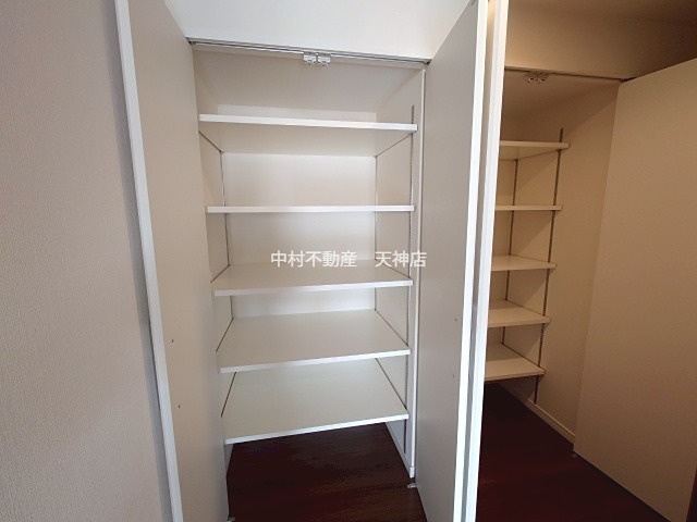 ウェリスサンリヤン薬院 収納