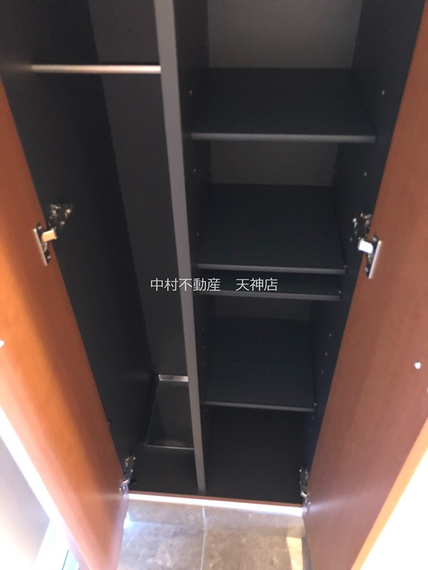 アソシアグロッツォ日赤通り 収納
