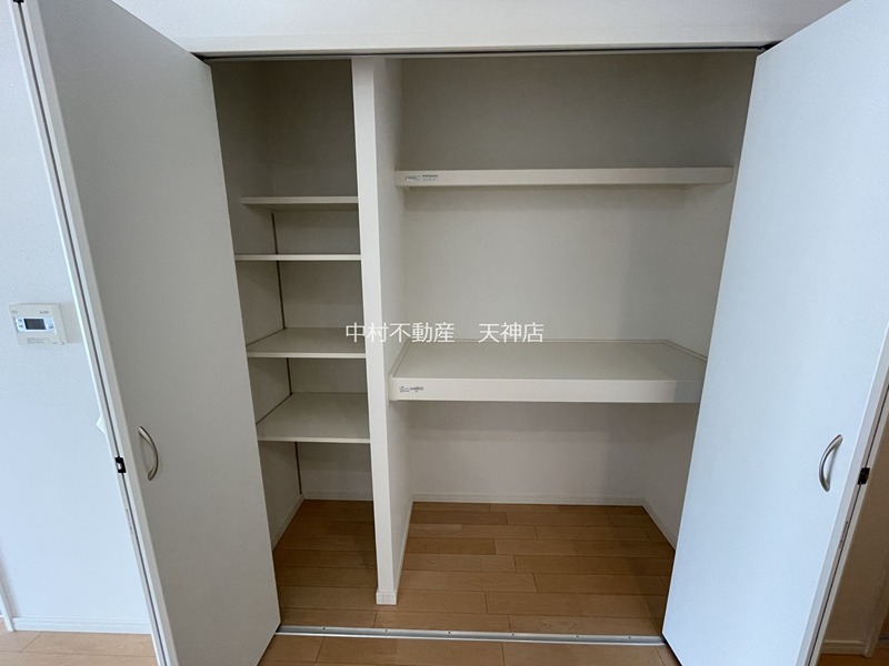 アントレ平尾参道 収納