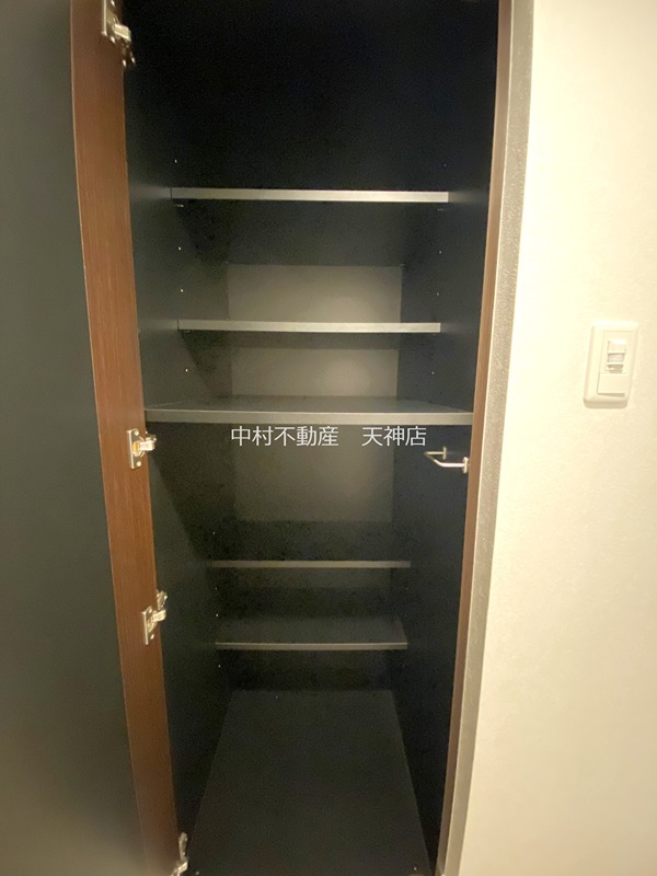 ネストピア西新Ⅱ 収納