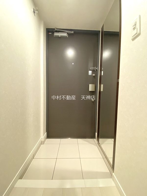 ネストピア西新Ⅱ 玄関