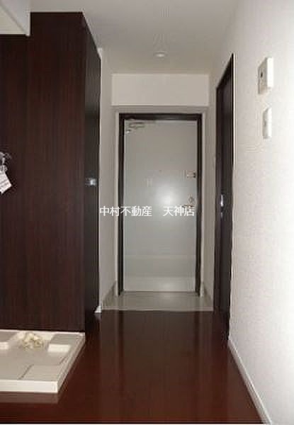 アソシアグロッツォ薬院サウスシーン 玄関