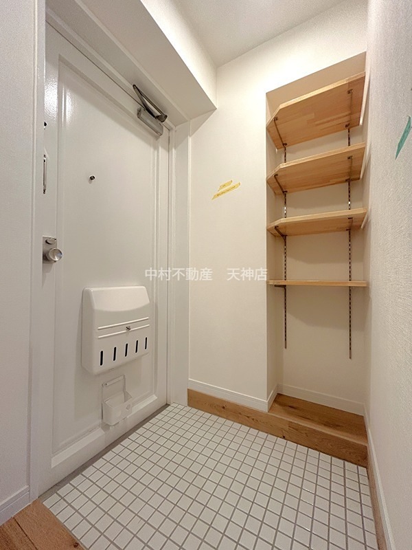 プレアール対馬小路 玄関