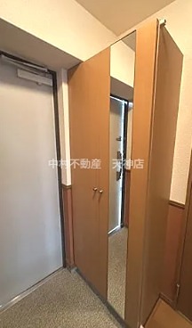 カラコレスⅢ 玄関
