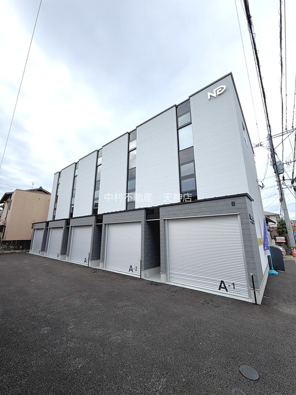 THE BASE HARA 外観