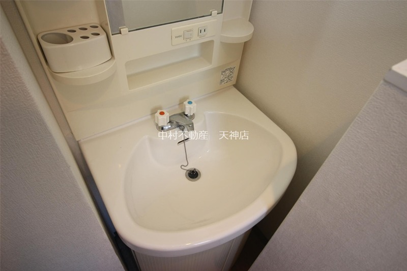 エストレーア呉服町 洗面所