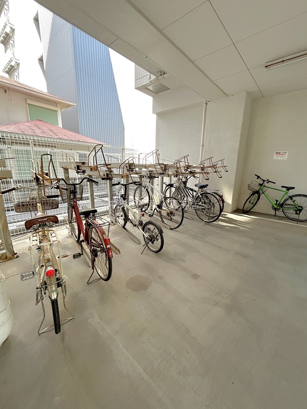 カーサエンペサール 駐車場