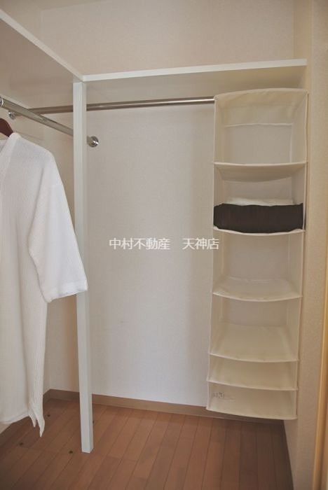 博多プレイス 収納