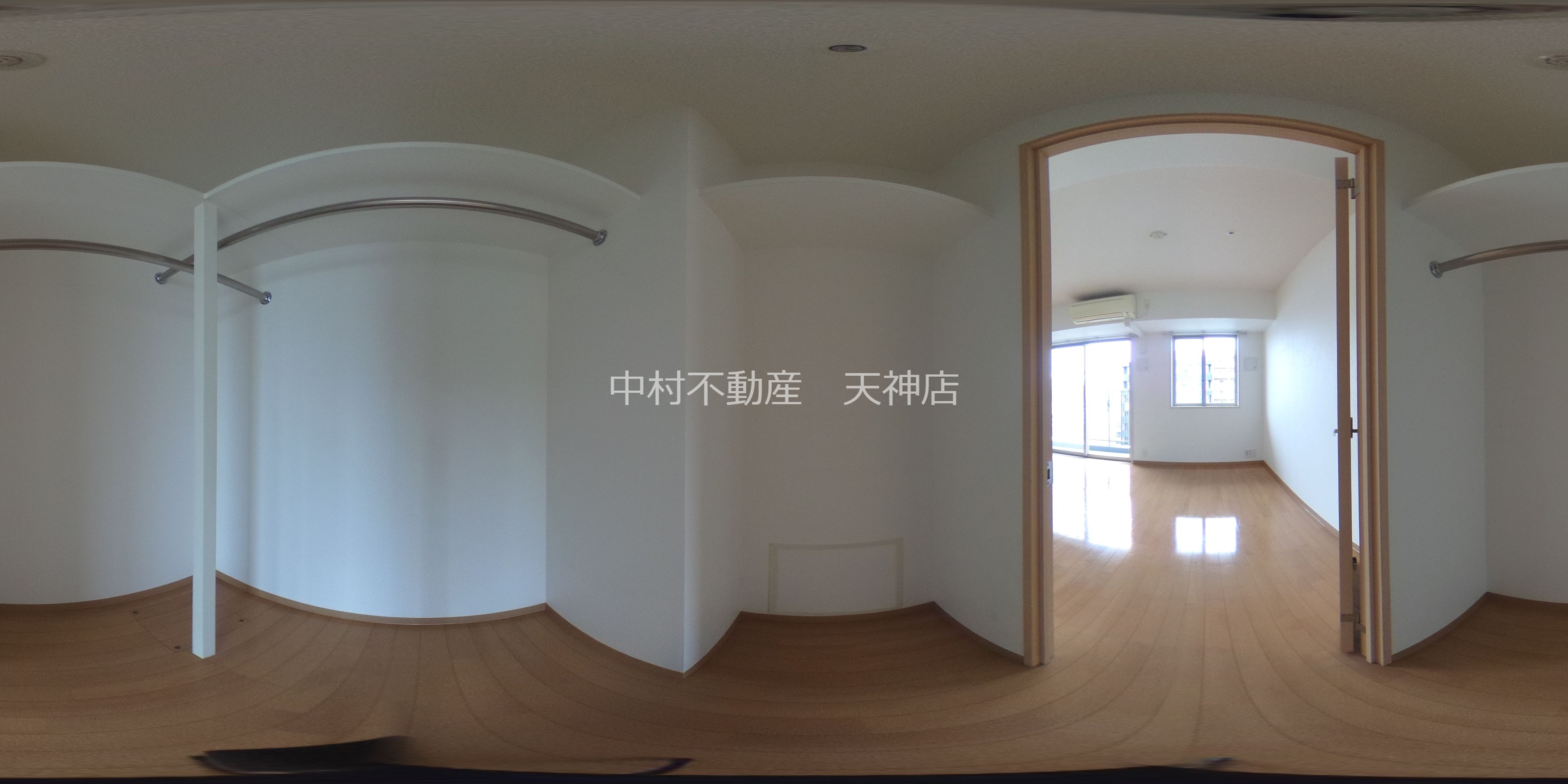 博多プレイス 収納