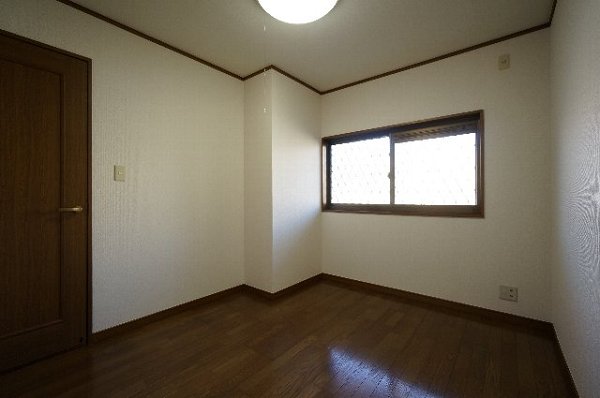 ベッドルーム