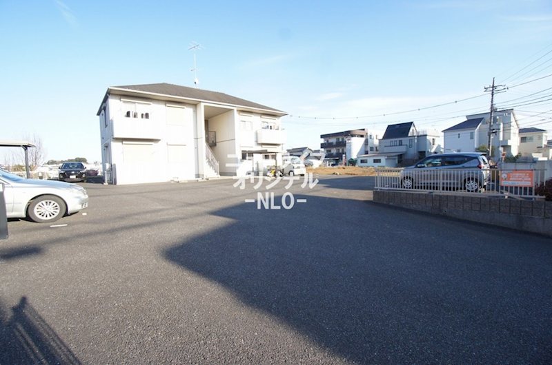 ソレイユ浜田壱番館 駐車場