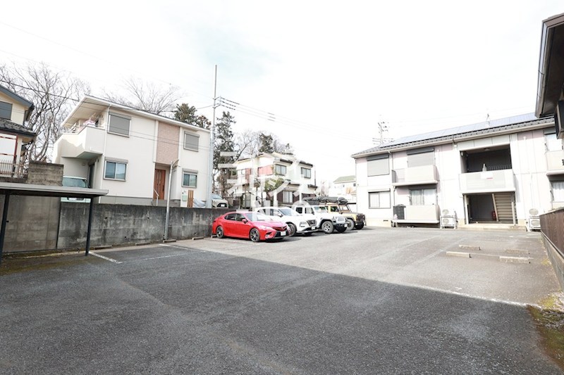 ヒルトップN 駐車場