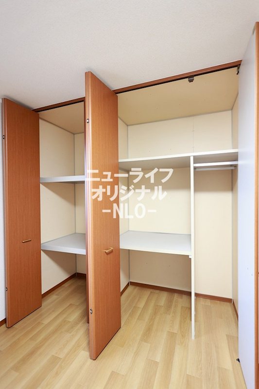 ドミールエビナ参番館 収納