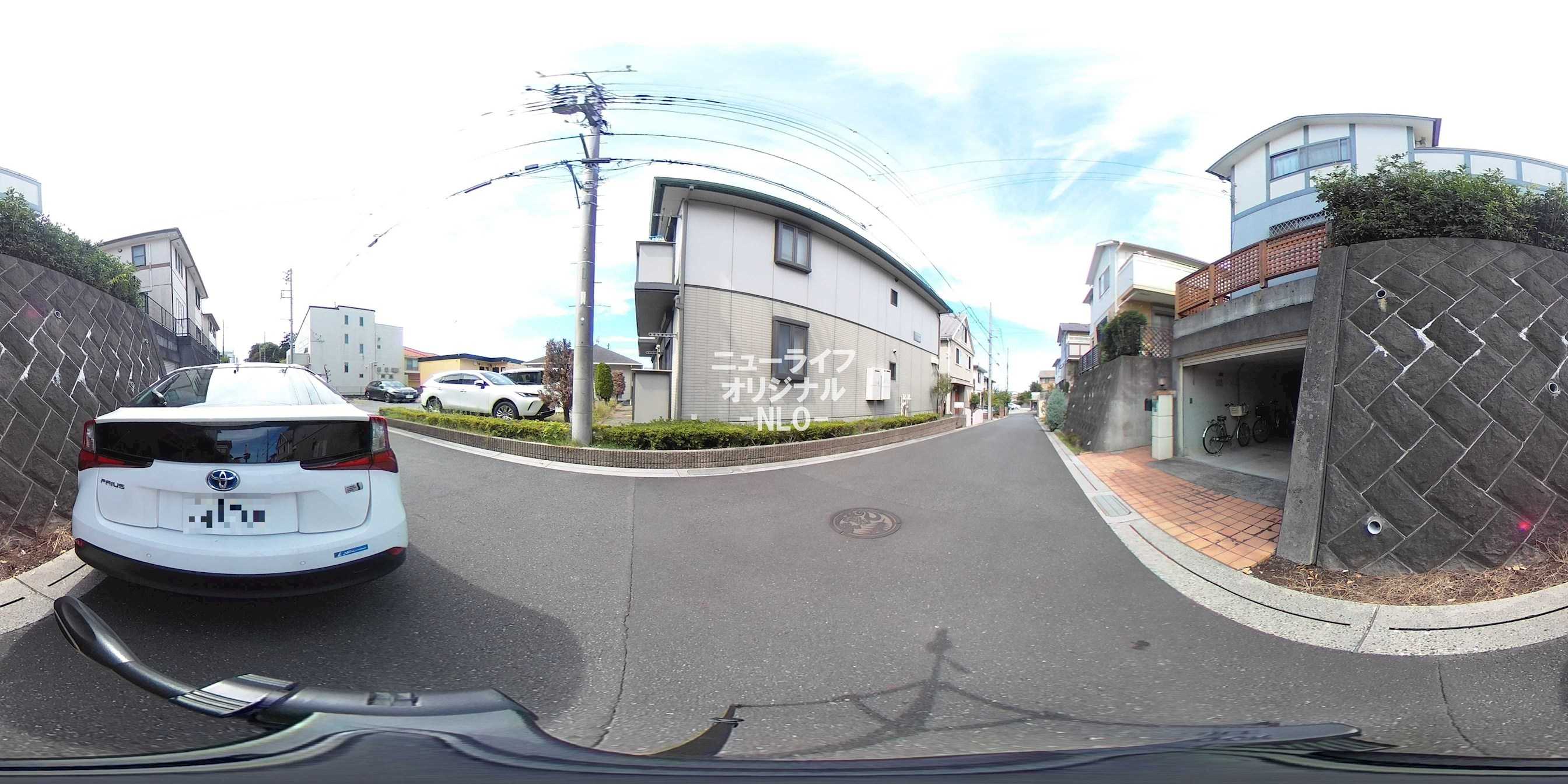 ドミールエビナ参番館 駐車場