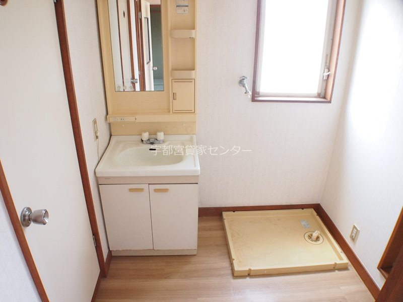 栃木県宇都宮市駒生町３３６４－５２ 洗面所