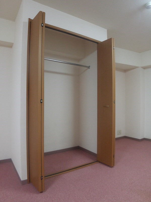 エルシオン 収納