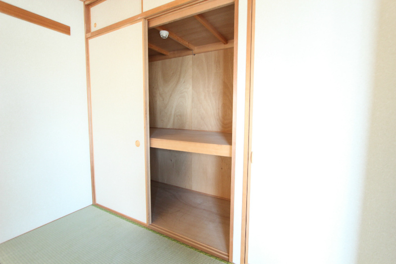 エクレール湘南辻御堂 収納