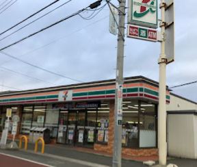 ハイツカワバタ コンビニ