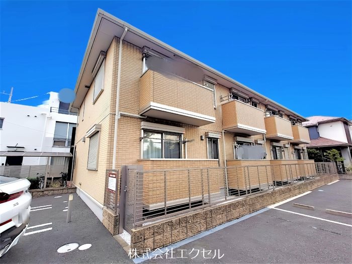 クローバー 外観