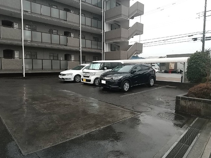 カサベルデヴィラ 駐車場