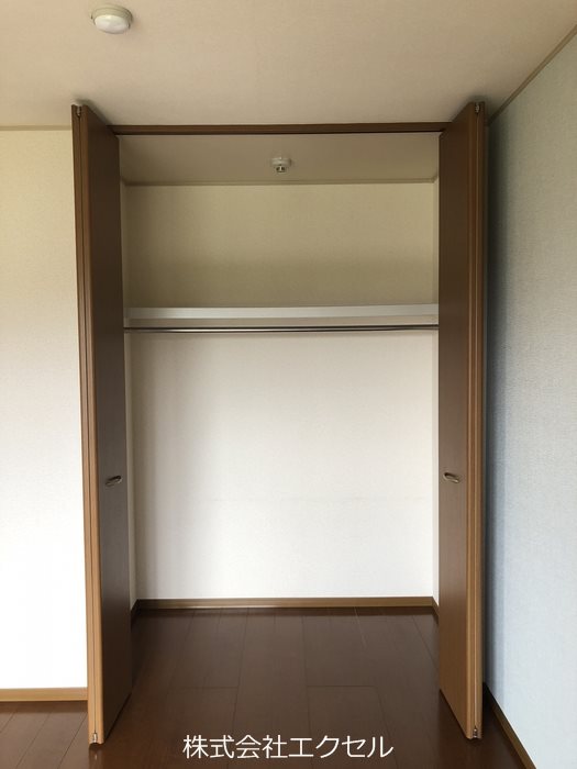 アステイオン 収納