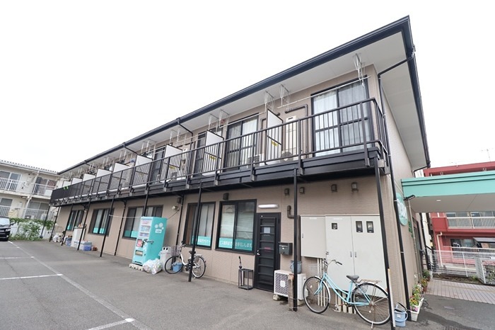 6ー10番館 外観