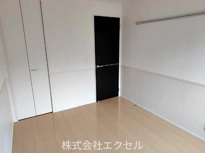グランシャリオ万願寺 ベッドルーム