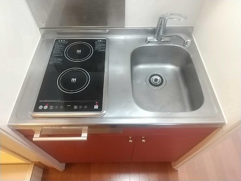 レオパレスHSIRIVER キッチン