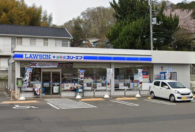 レオパレスTAKIYAMA コンビニ