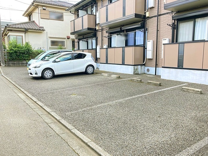 エクレール相原A 駐車場