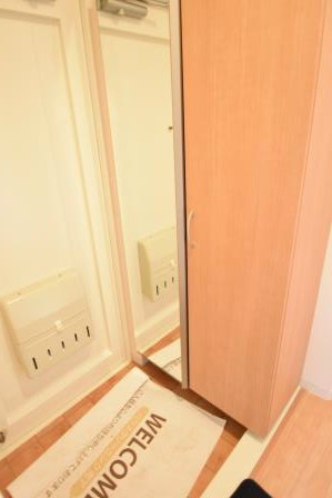 ハビテーションWADA 玄関