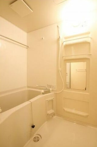 エバーグリーン 風呂画像