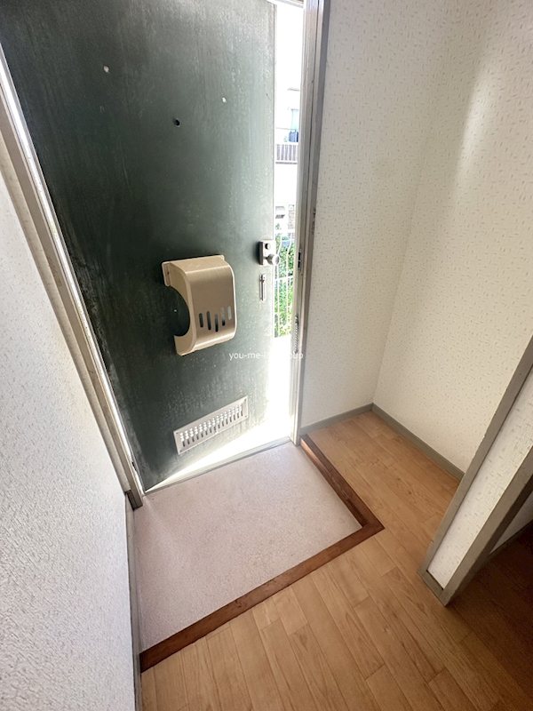 高部ハイツ 玄関