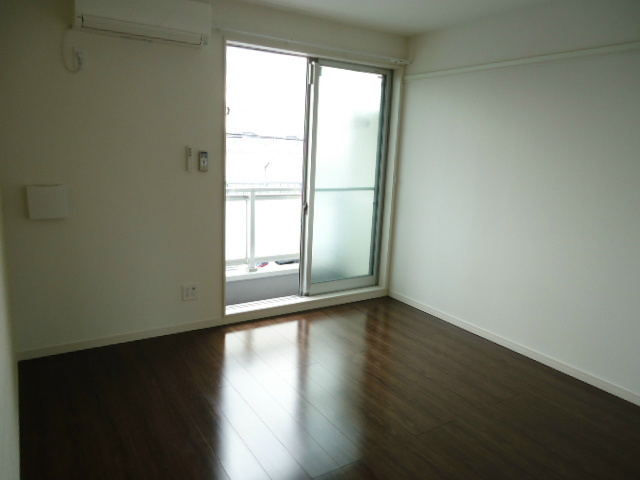 ベッドルーム リブリ・コンソラトゥール ベッドルーム