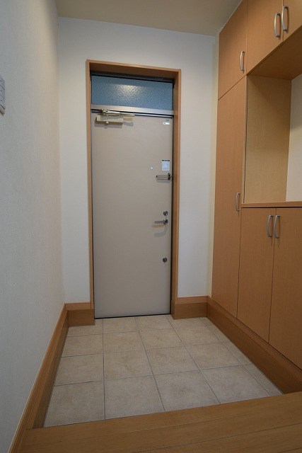 グリーンテラス湘南2 玄関