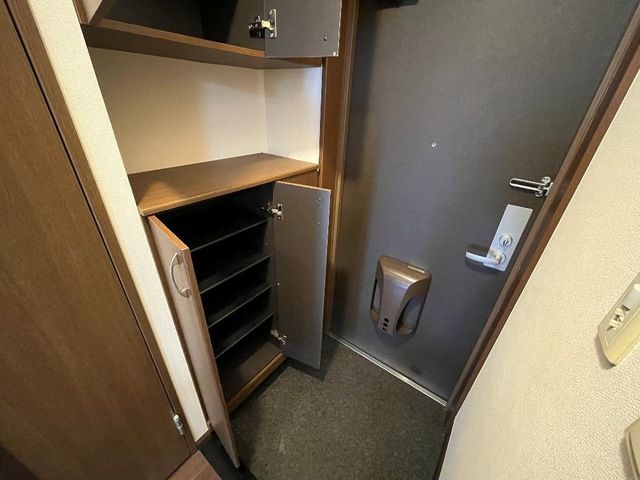 グランドコート 玄関