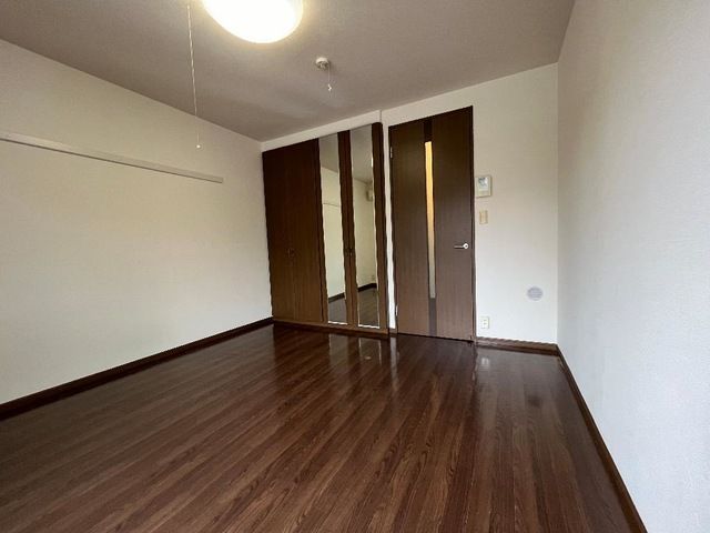 グランドコート ベッドルーム