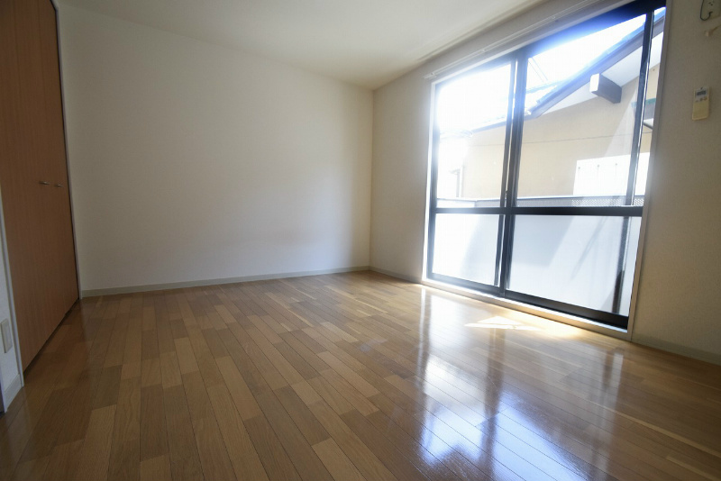 コンフォール・ユウ ベッドルーム