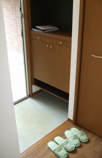 ヴェルブィルⅡ 玄関