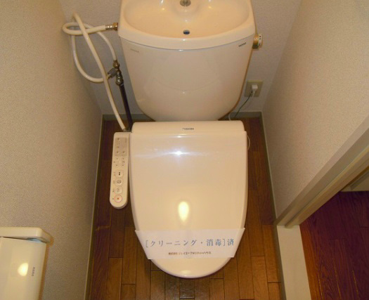 サンハイム韮山 玄関