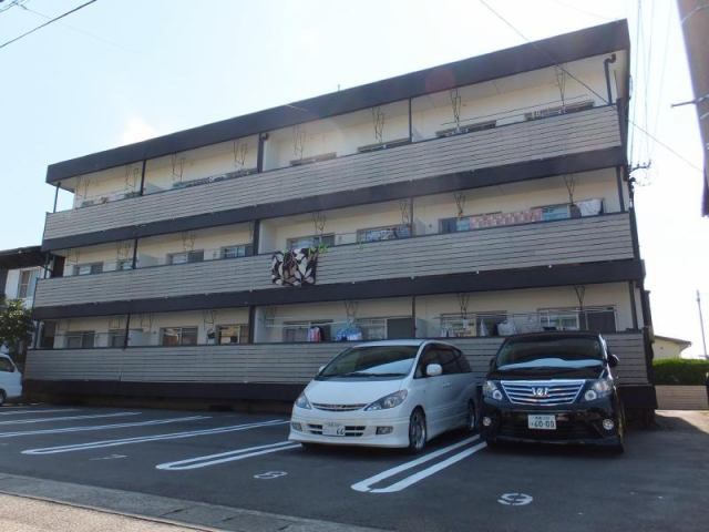 サラグレース川内 外観