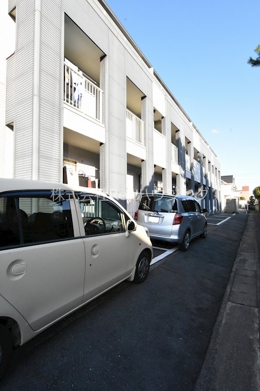インペリアルメゾンビュー 駐車場