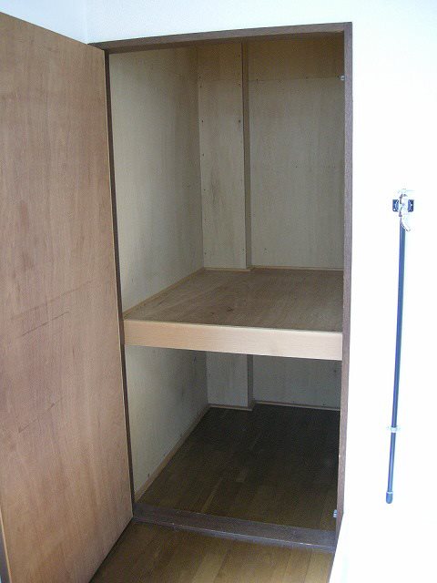 コスモハイツ下鴨 ベッドルーム