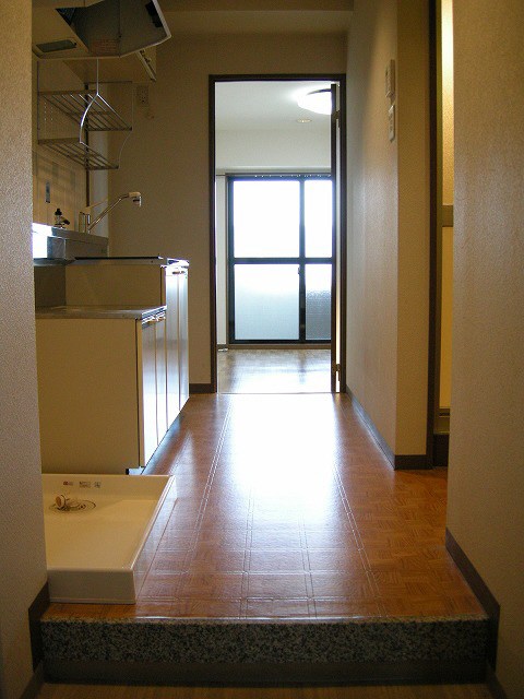 グランコスモ鴨川 玄関