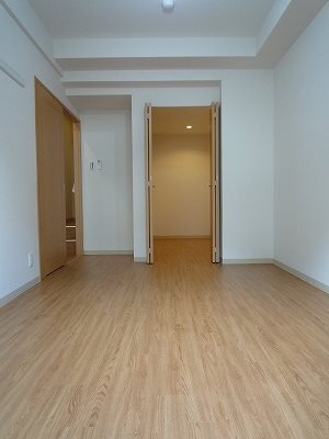 グリーンヒル北白川West ベッドルーム