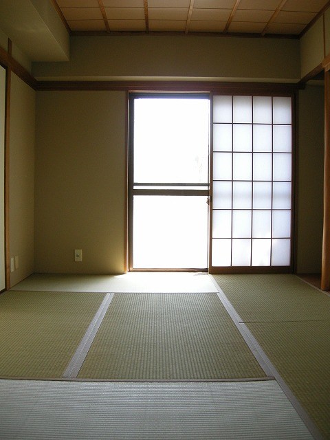 グリーンヒル北白川 ベッドルーム