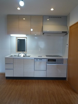 グリーンヒル北白川West キッチン