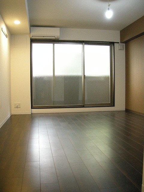 グランコスモ出町 ベッドルーム