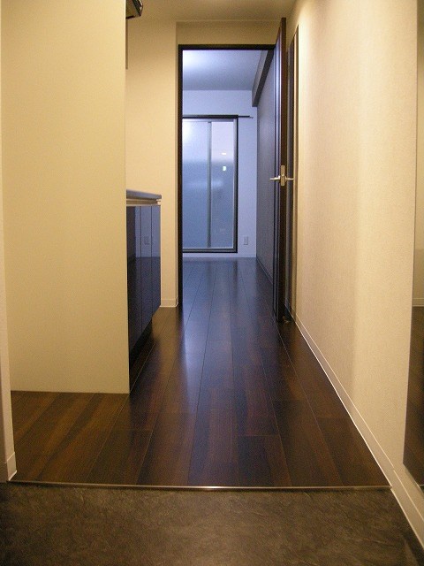 グランコスモ出町 リビング